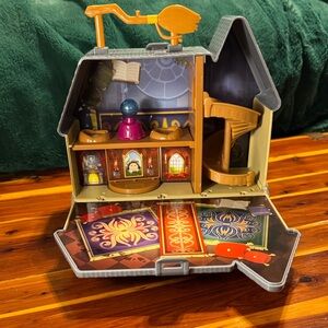 AS IS - Squish-a-longs by Squishmallows “Harry Potter” Hogwarts Castle Playset